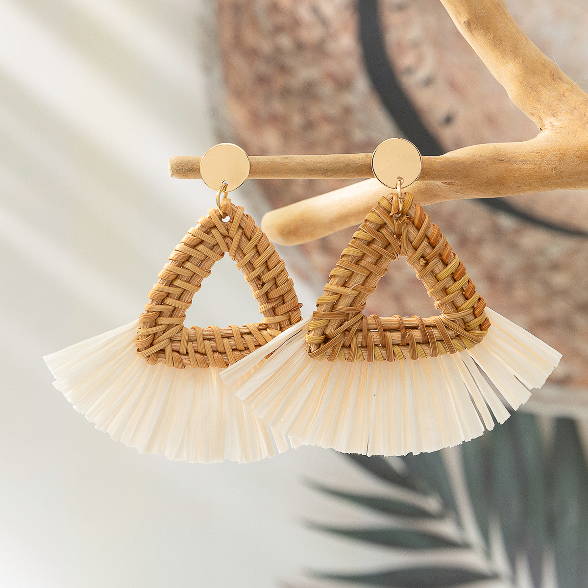 Raffia Grass Tassel Rattan Dangle Earrings Boho Vacation Style